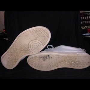 adidas Shoes - ADIDAS Advantage Clean Walking Shoe adidas Shoes - ADIDAS Advantage Clean Walking Shoe